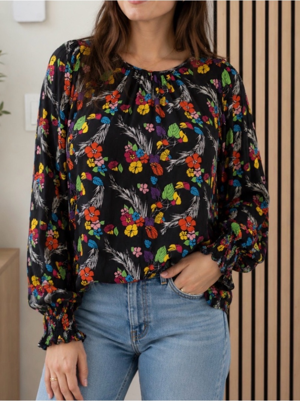 Essential Antwerp - Black Floral Long-Sleeve Smocked Cuff Blouse